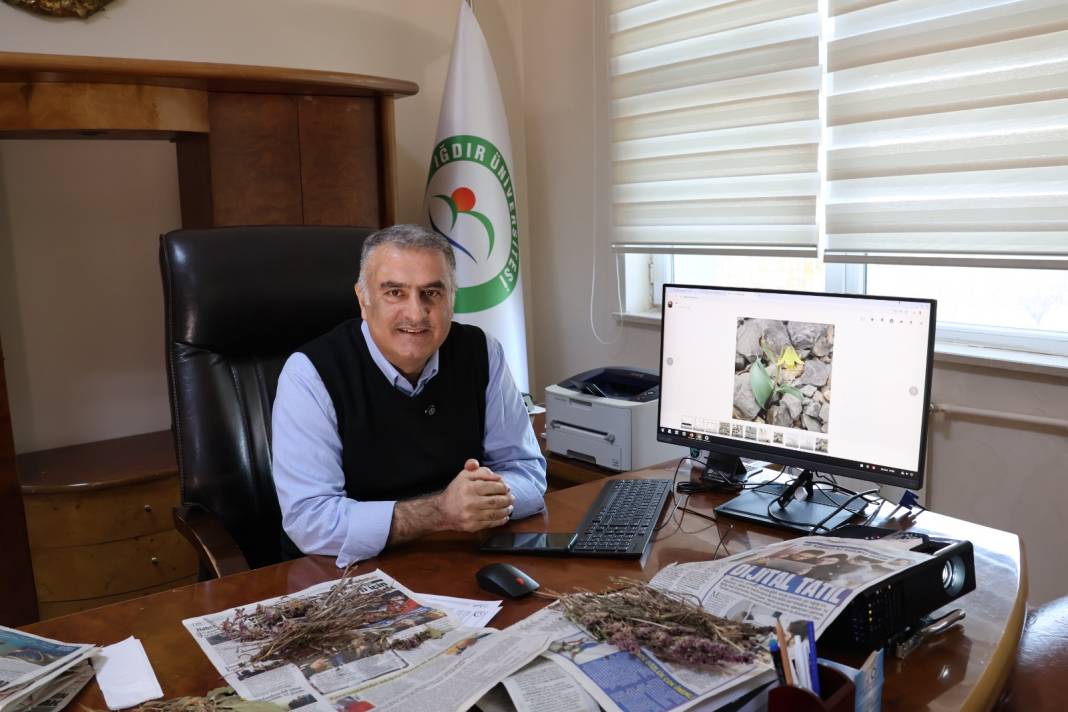 Nemrut Dağı'nda buldu. Karısının adını verdi 1